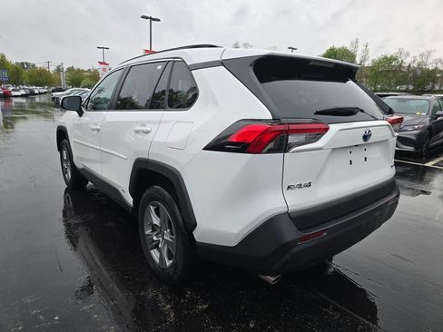 Certified 2024 Toyota RAV4 LE AWD/4WD image 4