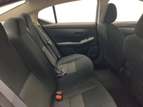 Used 2024 Nissan Sentra SV FWD image 19