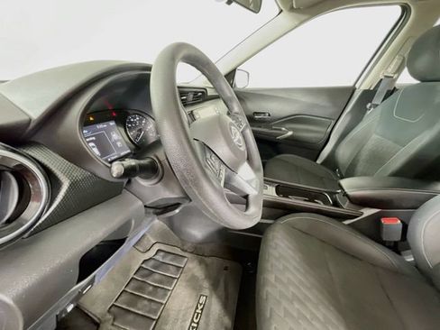 Used 2022 Nissan Kicks SV FWD image 20