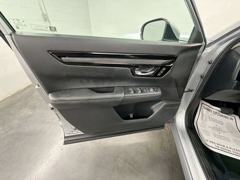 Used 2025 Honda CR-V EX-L image 22