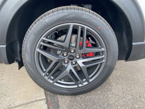 New 2026 Ford Explorer ST image 2