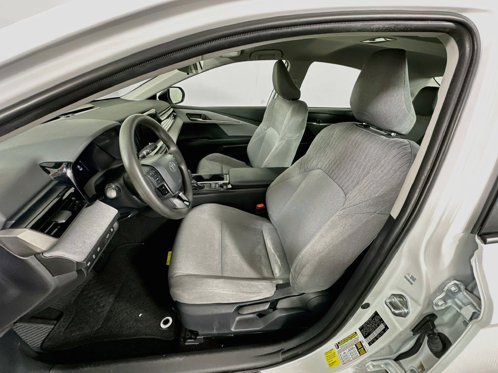 Used 2026 Toyota Camry LE FWD image 21