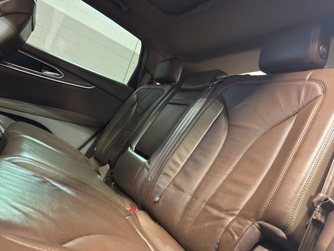 Used 2016 Lincoln MKX Reserve w/ Climate Package AWD/4WD image 32