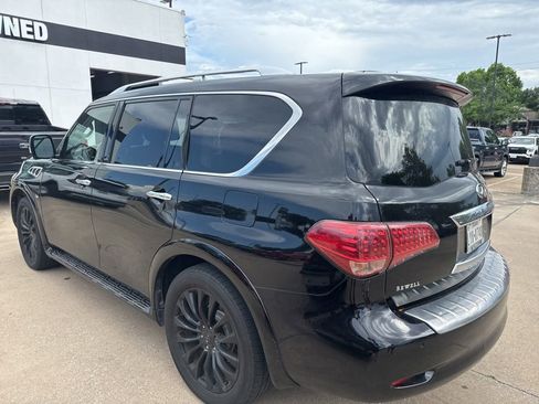 Used 2016 INFINITI QX80 4WD w/ Deluxe Technology Package image 3
