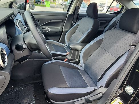 Used 2025 Nissan Versa SV w/ Trunk Package FWD image 9