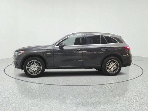 Used 2024 Mercedes-Benz GLC 300 image 8