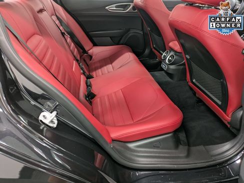 Used 2026 Alfa Romeo Giulia AWD image 26