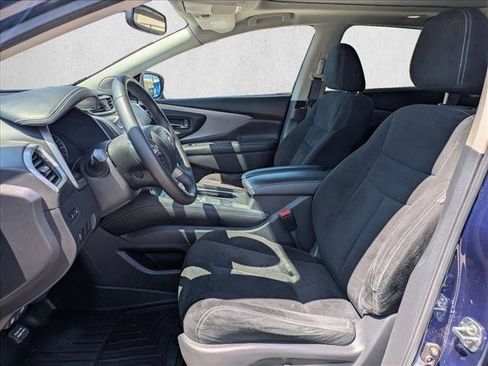 Used 2019 Nissan Murano SV w/ Premium Package AWD/4WD image 16