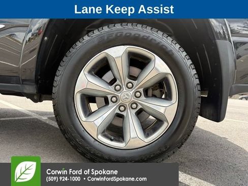 Used 2019 RAM 1500 Limited AWD/4WD image 9