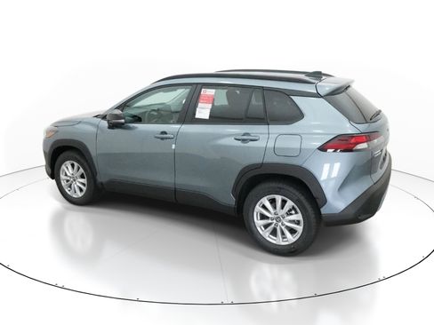New 2026 Toyota Corolla Cross LE FWD image 4