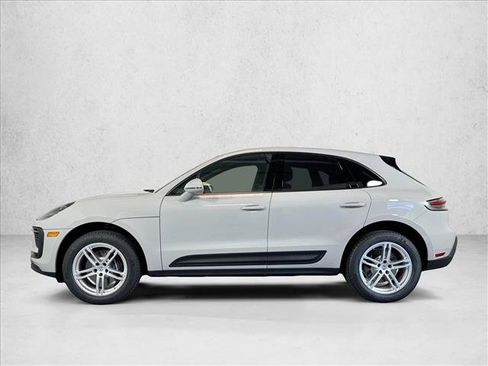 Used 2026 Porsche Macan AWD/4WD image 2