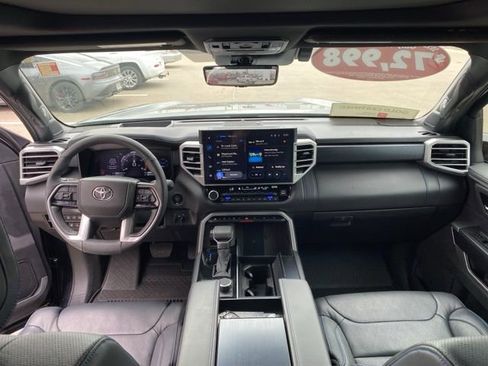 Certified 2025 Toyota Sequoia Platinum image 15