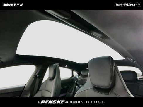 Used 2023 Porsche Taycan RWD image 19