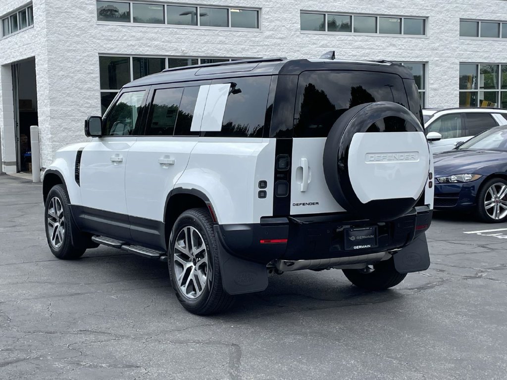 New 2026 Land Rover Defender 110 S AWD/4WD image 6