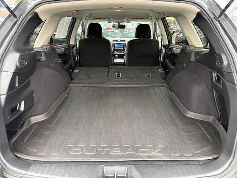 Used 2019 Subaru Outback 2.5i Premium image 30