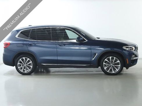 Used 2019 BMW X3 xDrive30i w/ Premium Package image 11