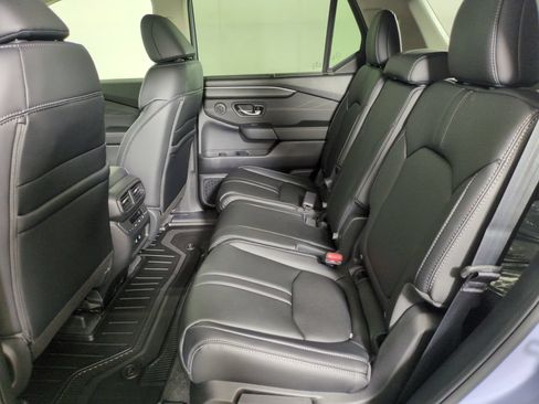 New 2026 Honda Pilot Touring image 24