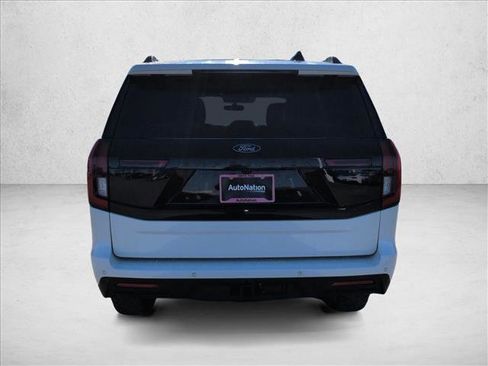 New 2026 Ford Expedition Tremor image 7