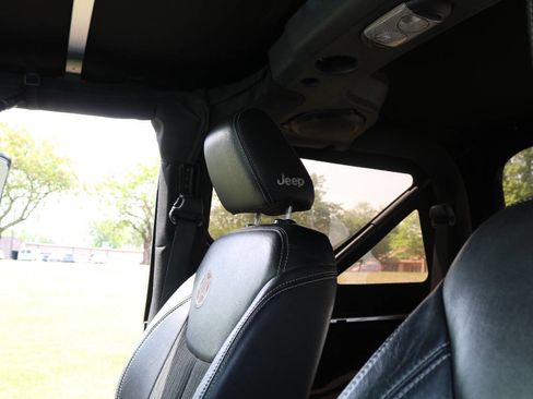 Used 2014 Jeep Wrangler Sport image 95