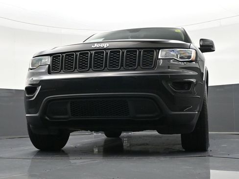 Used 2020 Jeep Grand Cherokee Limited image 31