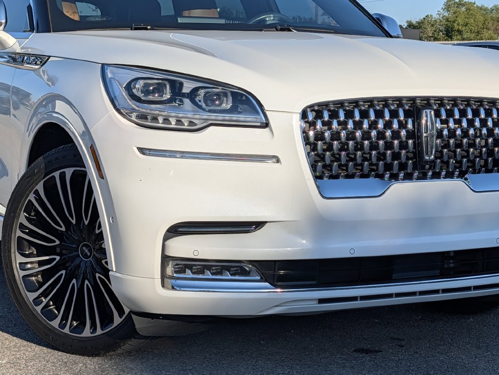 Used 2021 Lincoln Aviator Black Label w/ Dynamic Handling Package AWD/4WD image 8