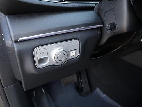 Certified 2026 Mercedes-Benz GLE 350 4MATIC image 36