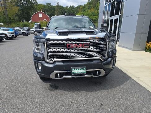 Used 2022 GMC Sierra 2500 Denali w/ Denali Ultimate Package image 2