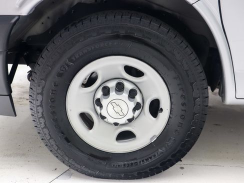 Used 2019 Chevrolet Express 3500 LS RWD image 26