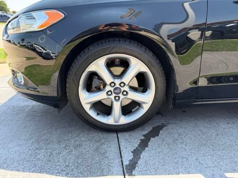 Used 2016 Ford Fusion S w/ Equipment Group 101A FWD image 4