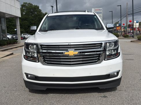 Used 2019 Chevrolet Tahoe Premier RWD image 3