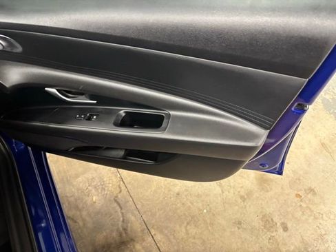 Used 2023 Hyundai Elantra SEL w/ Cargo Package FWD image 22