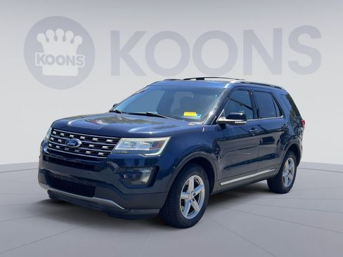Used 2016 Ford Explorer XLT AWD/4WD image 5