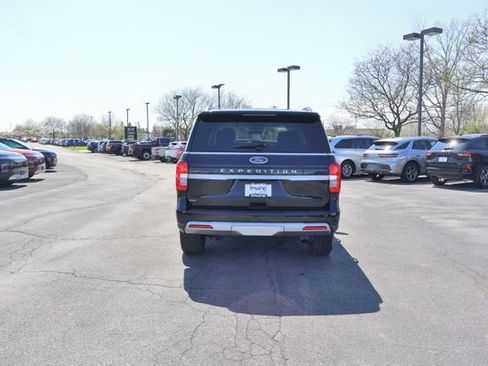 Used 2024 Ford Expedition XLT AWD/4WD image 6