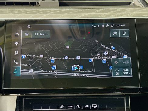 Certified 2023 Audi e-tron Premium Plus w/ Premium Plus Package image 13