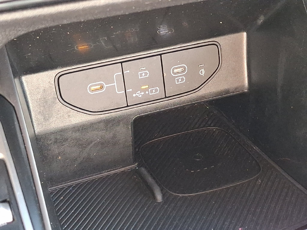 Used 2024 Kia Sorento S FWD image 27