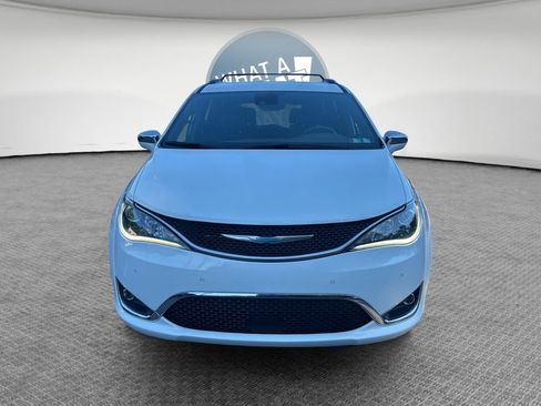 Certified 2020 Chrysler Pacifica Limited w/ Advanced Safetytec Group FWD image 9