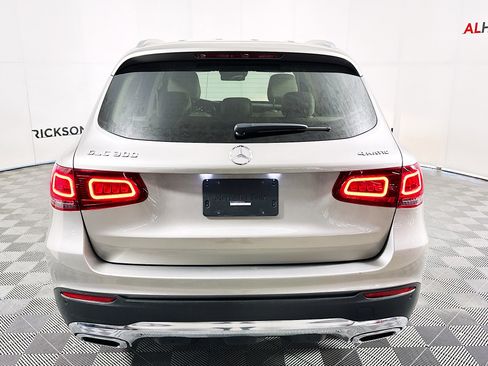 Used 2022 Mercedes-Benz GLC 300 4MATIC image 4