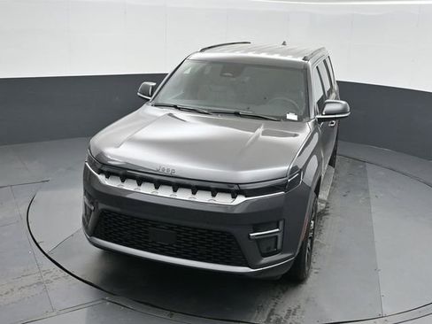 New 2026 Jeep Grand Wagoneer 4WD image 37