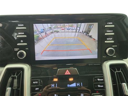 Used 2021 Kia Sorento S image 15