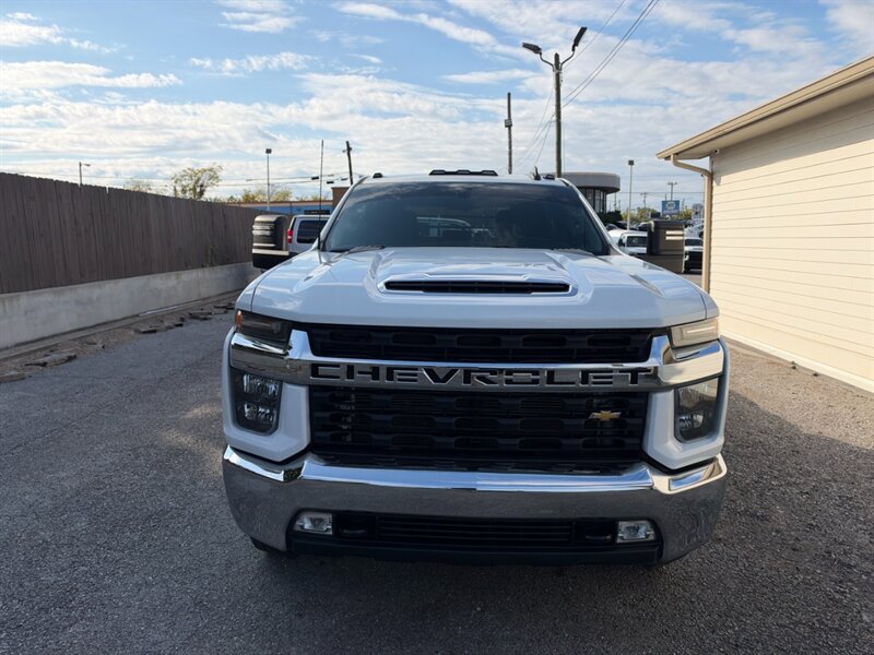 Used 2020 Chevrolet Silverado 3500 LT w/ Convenience Package AWD/4WD image 4