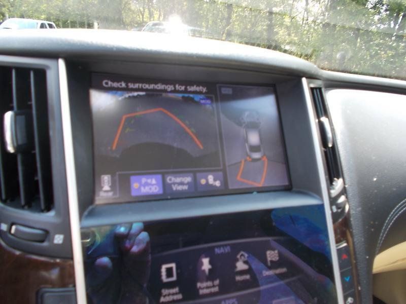 Used 2018 INFINITI Q50 Luxe w/ Essential Package (3.0T Luxe) RWD image 32