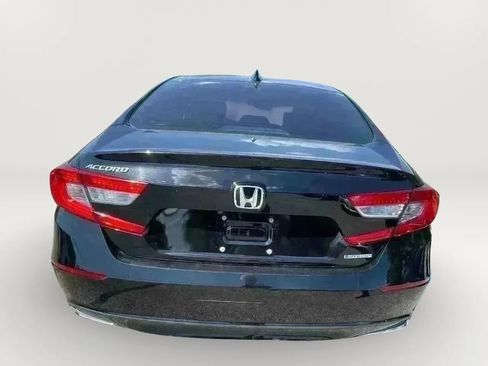 Used 2018 Honda Accord EX-L image 3