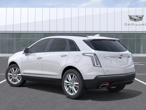 New 2026 Cadillac XT5 Sportv w/ LPO, Floor Liner Package AWD/4WD image 3