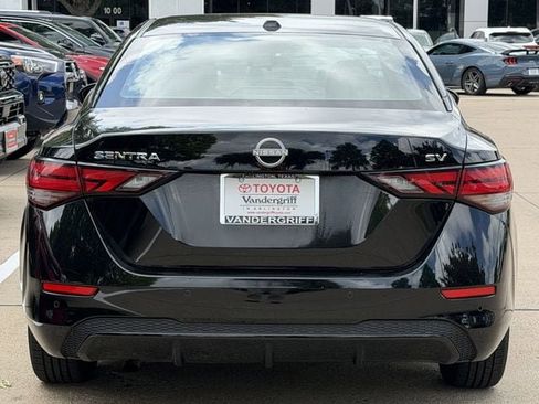 Used 2024 Nissan Sentra SV FWD image 5