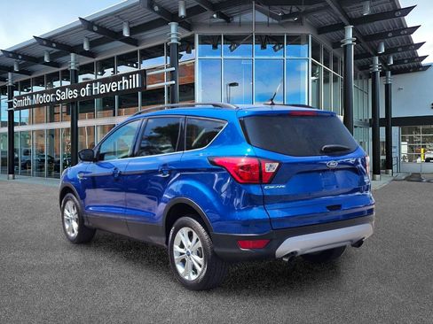 Used 2019 Ford Escape SEL AWD/4WD image 3