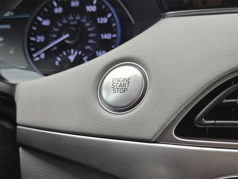 Used 2021 Hyundai Palisade SEL w/ Premium Package image 23