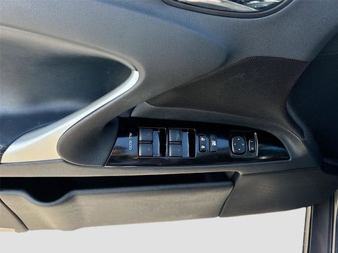 Used 2012 Lexus IS 250 image 16
