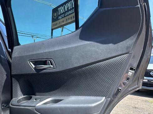 Used 2021 Toyota C-HR LE FWD image 18