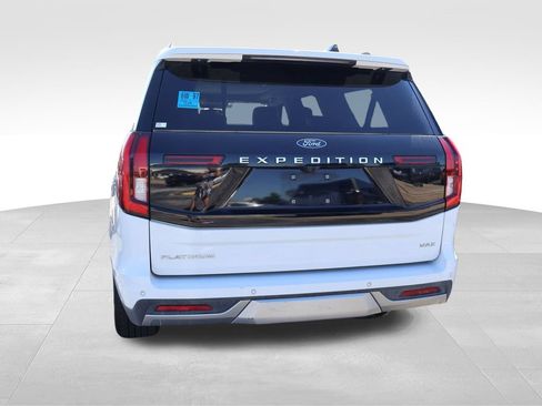 Used 2025 Ford Expedition Max Platinum AWD/4WD image 18