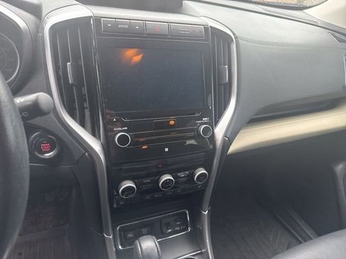 Used 2021 Subaru Ascent Limited w/ Technology Package image 12